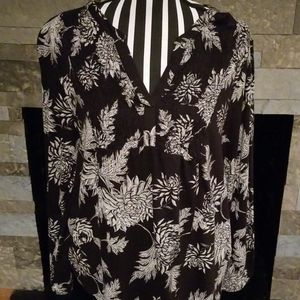 Lucky Brand Chrysanthemum print blouse